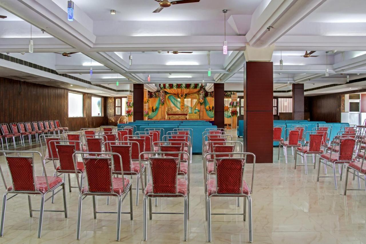 ホテル Oyo 62241 スワスティーク ガーデン Dhāmpur エクステリア 写真